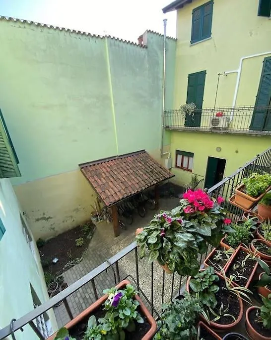 Piccinardihouse - Appartamento Crema Centro Storico contacts