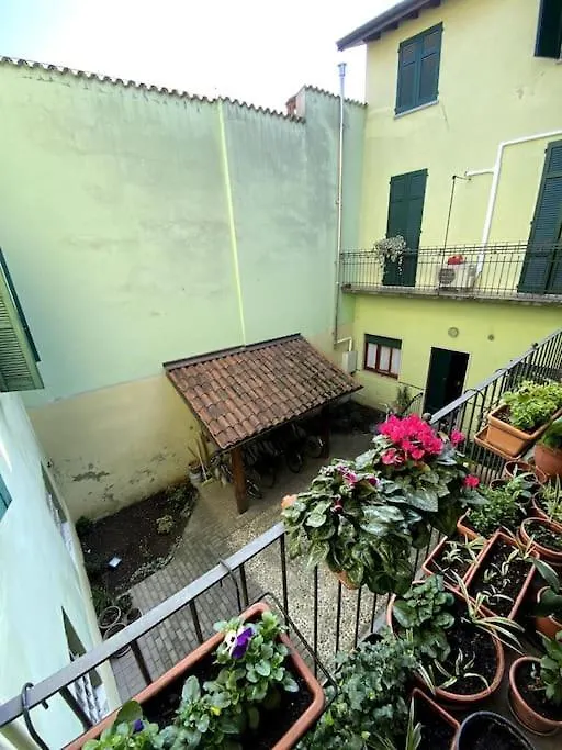 Piccinardihouse - Appartamento Crema Centro Storico 0*,